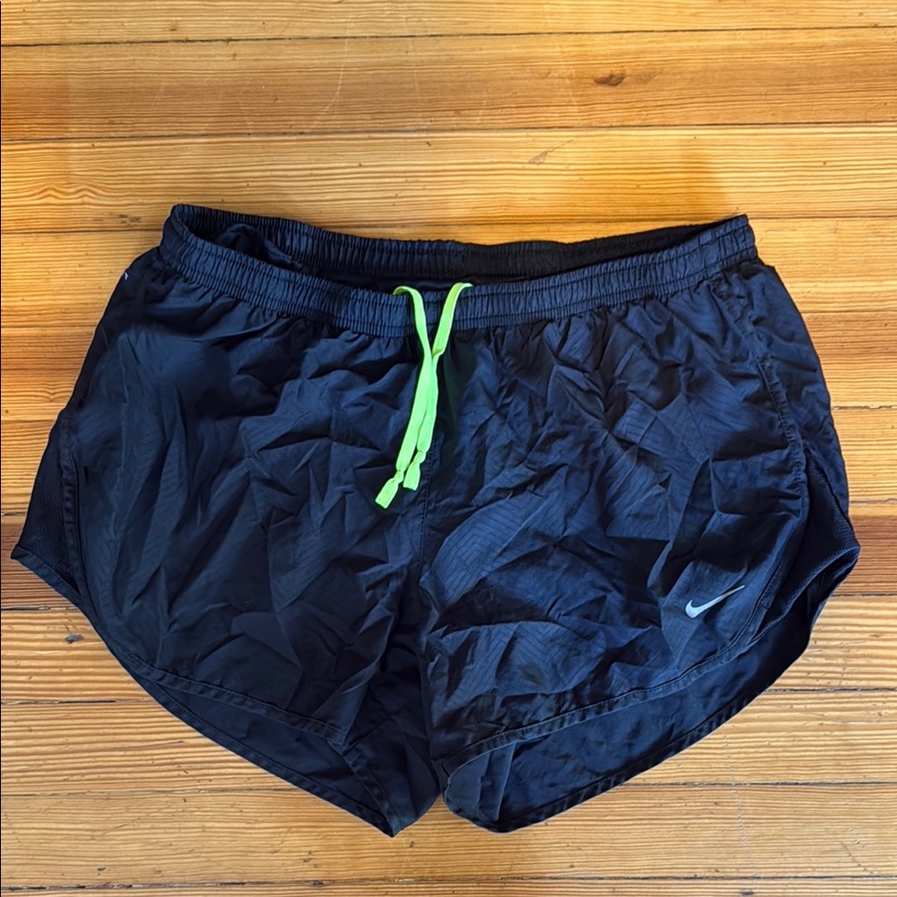 Nike Women’s Medium - Black Dri-FIT Running Shorts